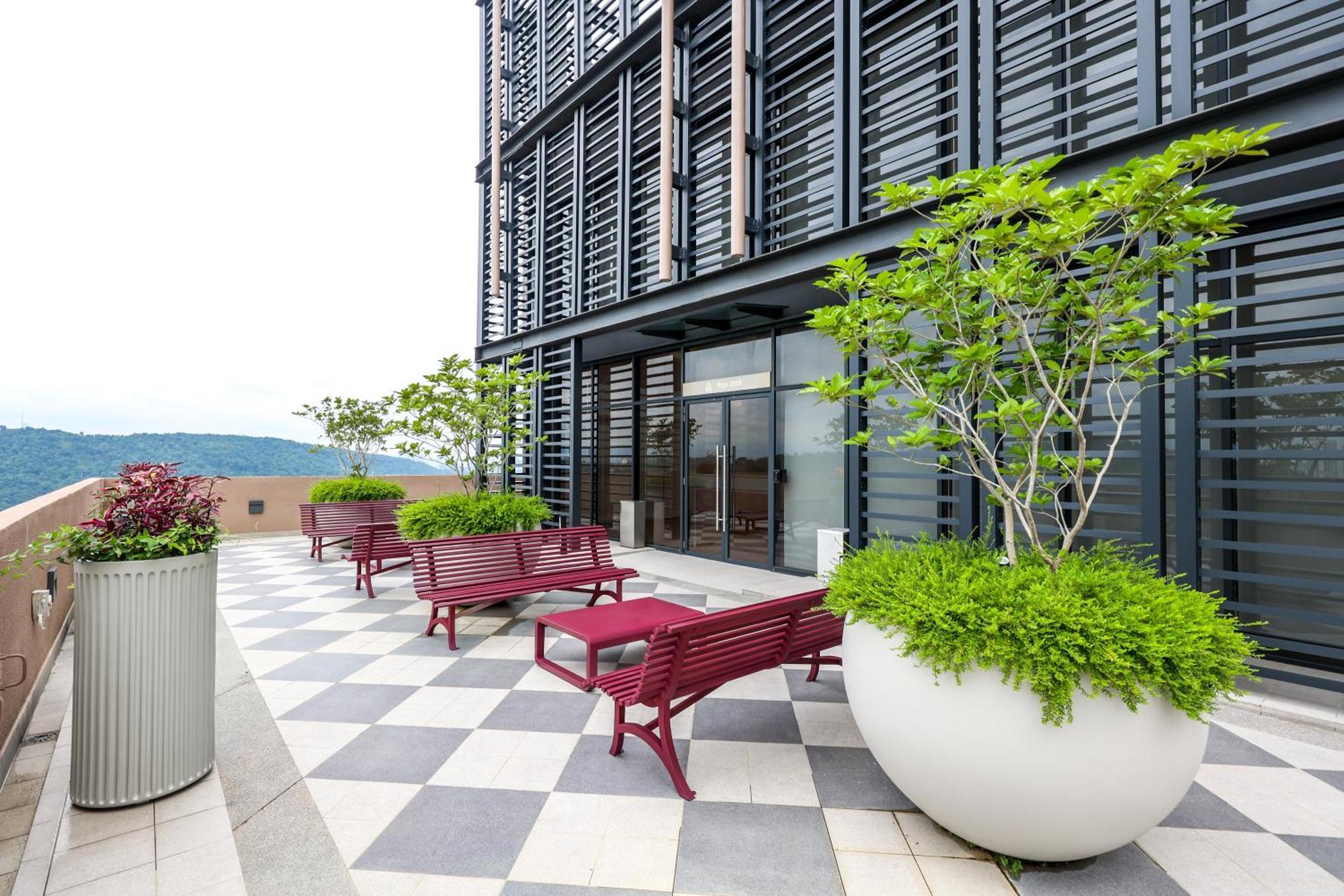 Mossaz Suites By Mykey Petaling Jaya Exterior foto